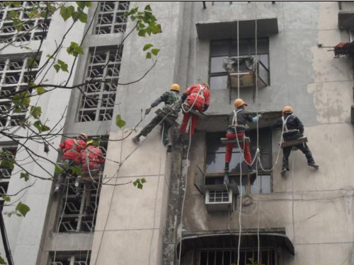 四公里广黔路几栋旧房翻新2 